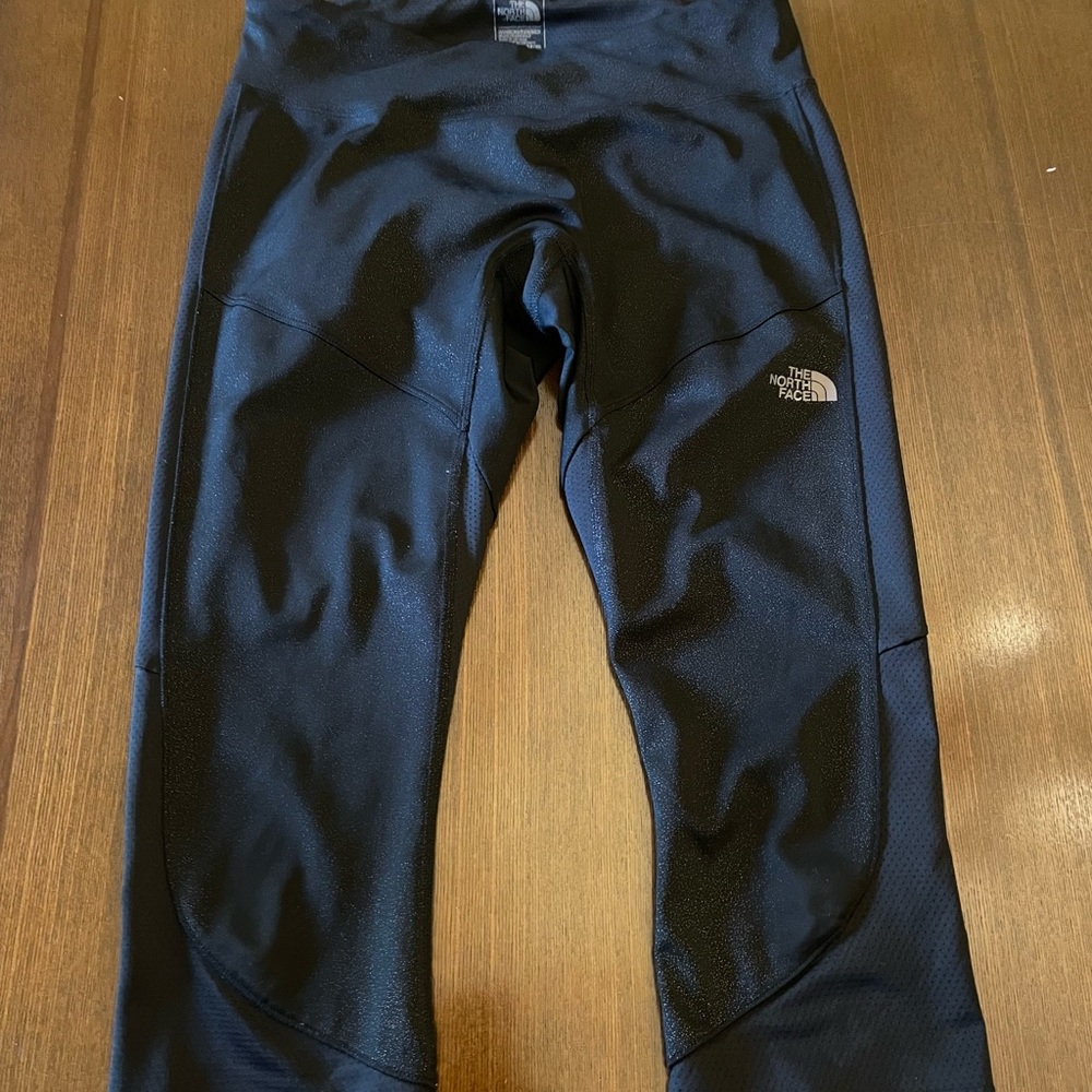 The North Face Women’s Athletic Cropped Tights Leggings Black Sparkle Medium EUC